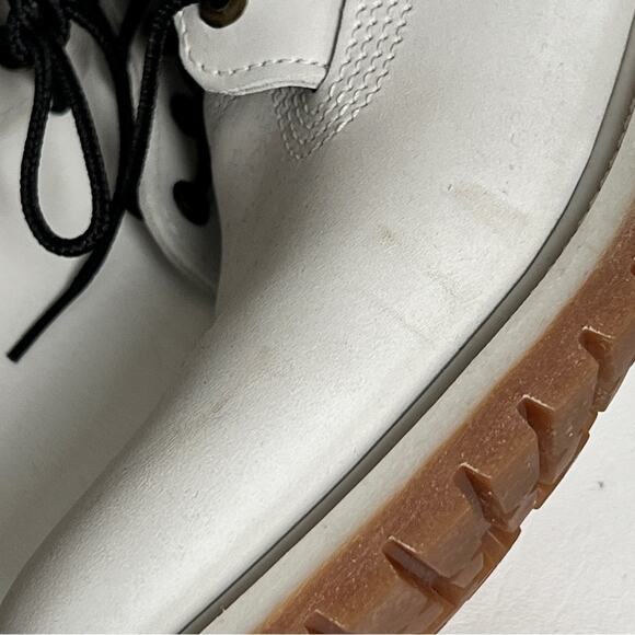 Timberland Women's 6" Premium Durable Cold Weather Winter Boot Sz 8.5 - Picture 9 of 12